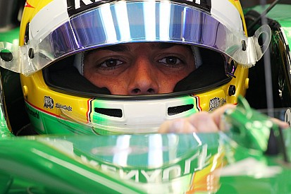 Merhi in Abu Dhabi with Caterham race hopes