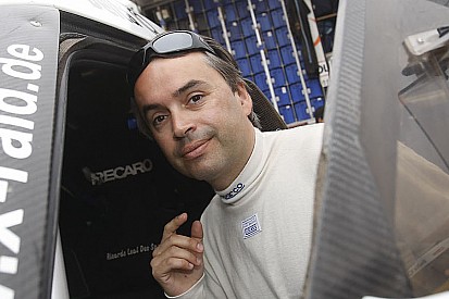 Ricardo Leal dos Santos in the Dakar with the new Nissan V8