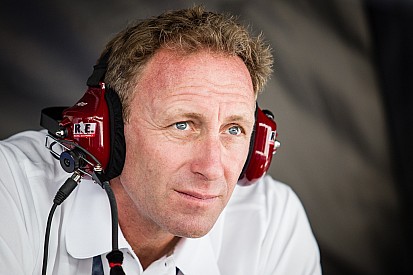 Darren Law leaves Bondurant for Flying Lizard