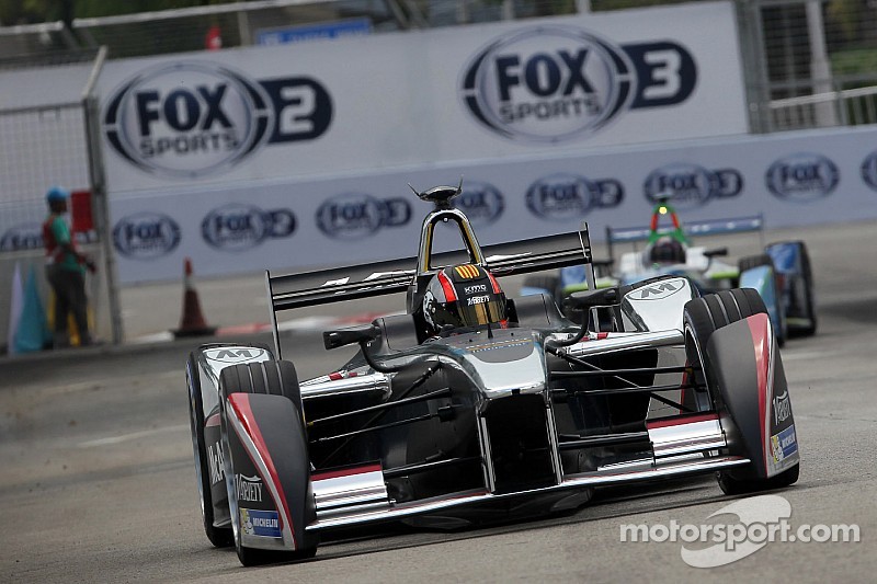 Servia takes Putrajaya pole as Prost faces grid penalty