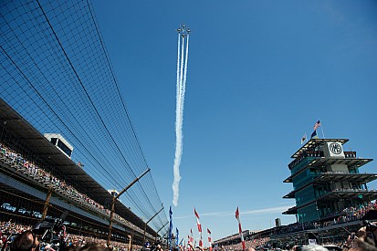 IndyCar, loosen your grip