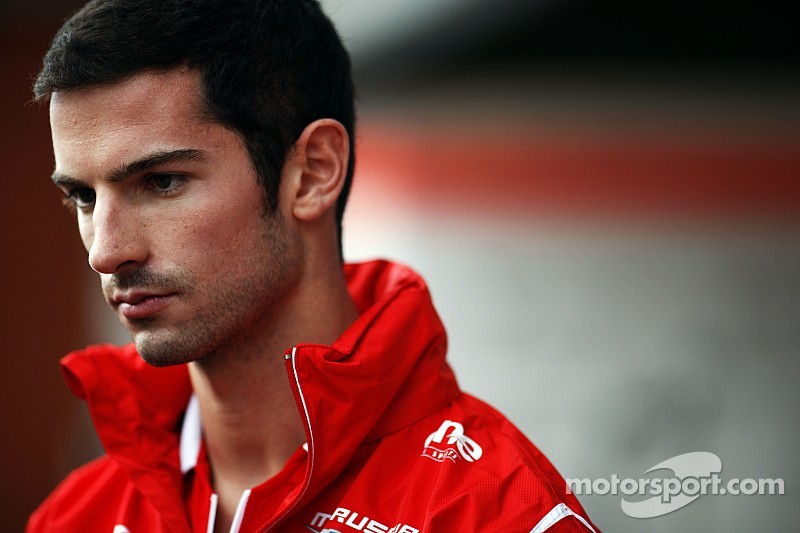 Rossi eying IndyCar switch as Marussia falls