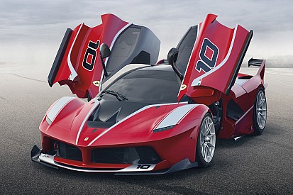 LaFerrari FXX-K hybrid revealed