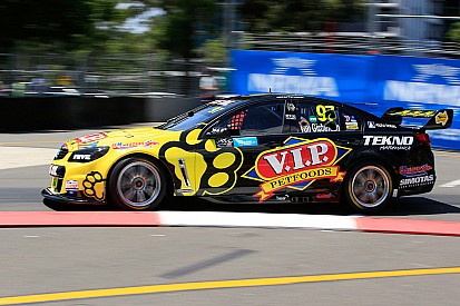 Van Gisbergen steals finale victory away from Tander
