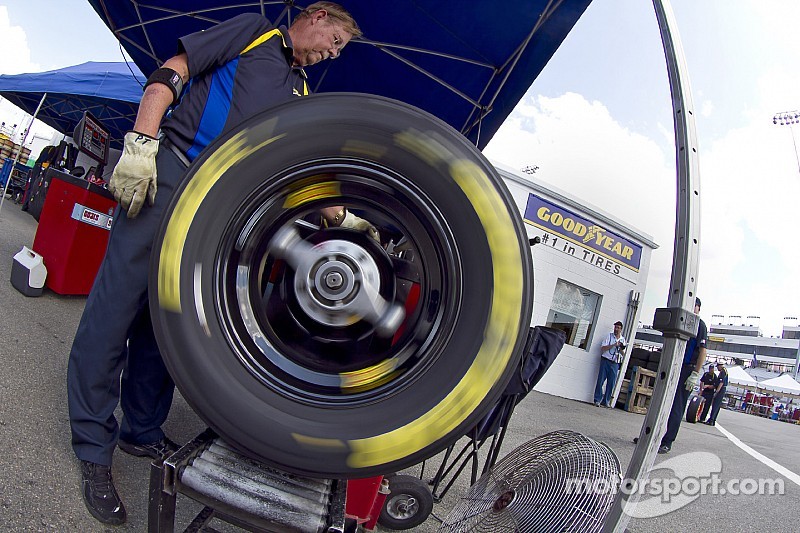 Testing begins for Goodyear at Charlotte