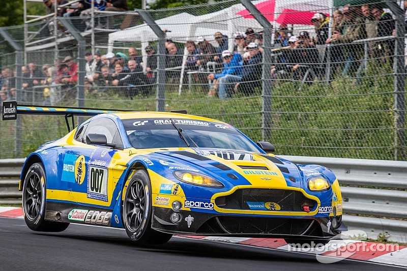 KMP Racing heads to Dubai with works Aston Martin drivers