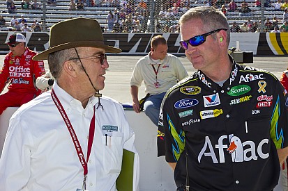 Roush Fenway Racing unveils crew chief lineup for 2015