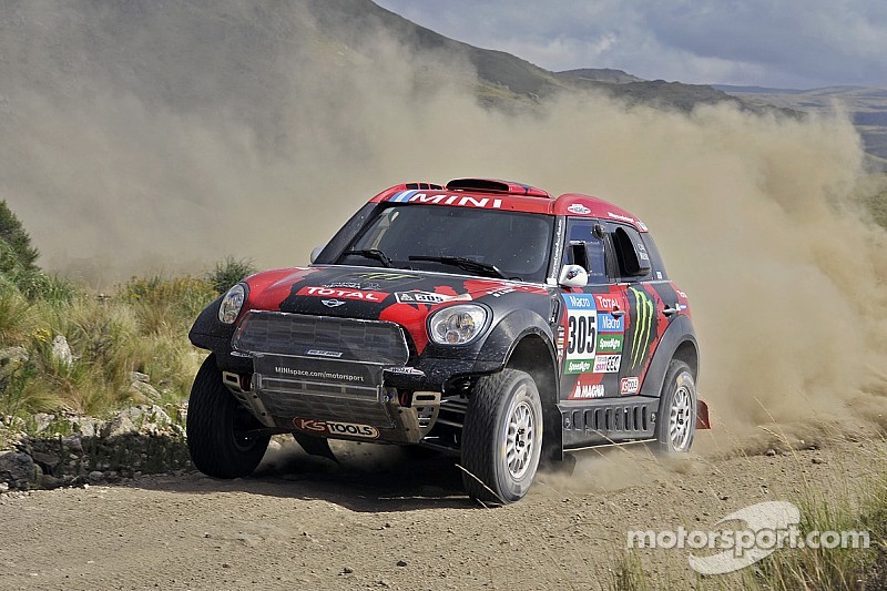 Terranova shines as De Villiers inches closer to the lead