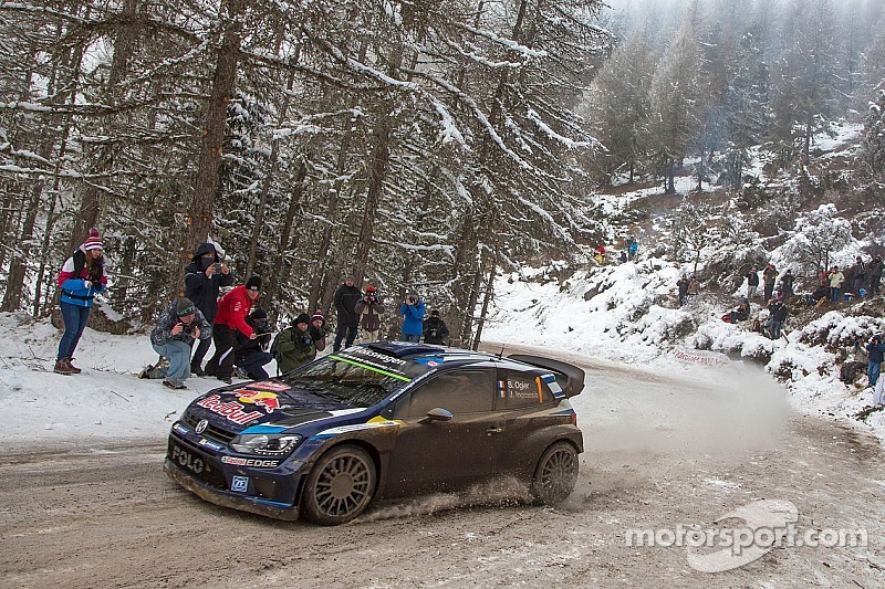 Ogier holds lead heading into final day