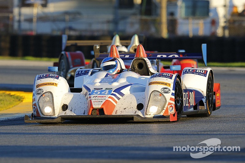 #54 CORE autosport Oreca FLM09: Jon Bennett, Colin Braun, Mark Wilkins, James Gue