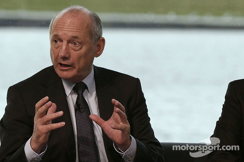 Berger tips Dennis to keep top McLaren job