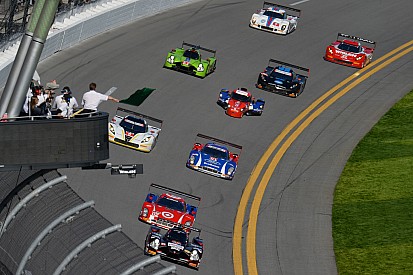 Top 10 surprising moments from Rolex 24 - videos
