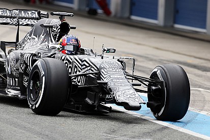 Kvyat shrugs off embarrassing out-lap testing shunt