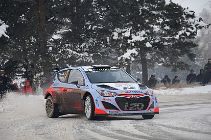 Hyundai Motorsport heads to Rally Sweden for first three-car event of 2015