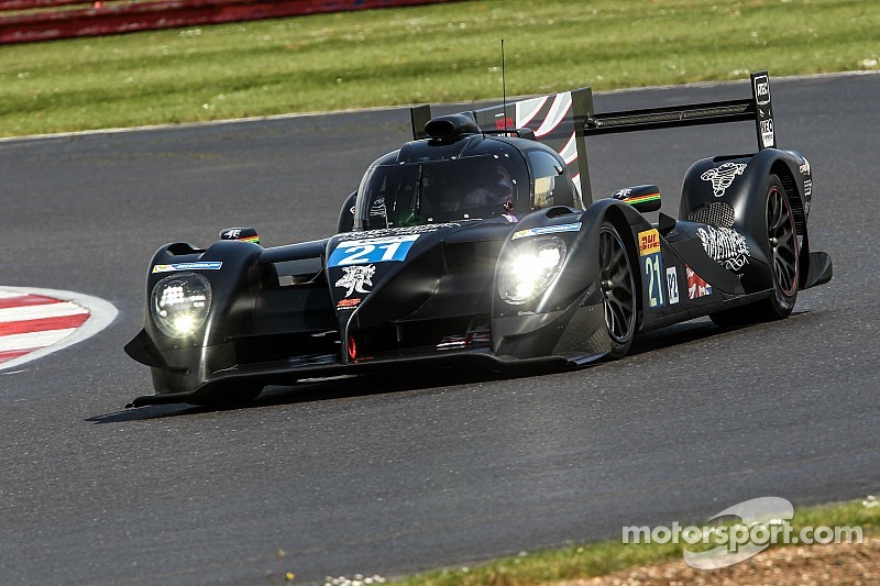 Strakka racks up the miles in Spain