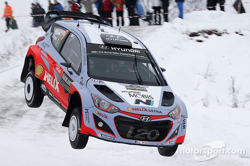 Hyundai Motorsport aims for Swedish podium as Neuville leads rally on penultimate day