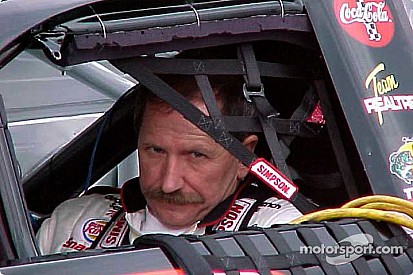 Earnhardt chooses to remember the good times with his father
