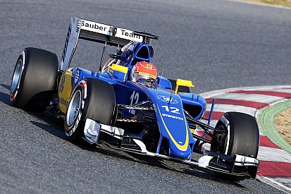 Despite an incident, Sauber's Nasr has a positive test day at Circuit de Catalunya