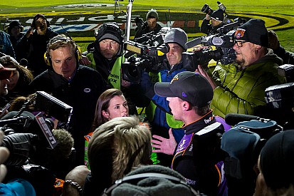 Danica takes a detour in the Duel, has words with Hamlin