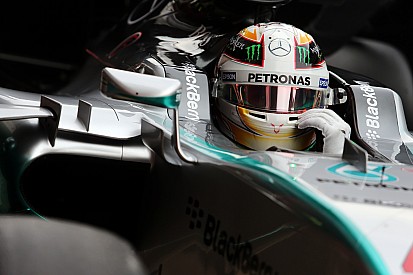 Lewis Hamilton expecting a “harder fight” in 2015