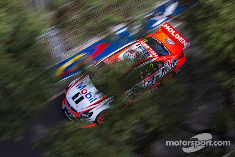 James Courtney gana la Pole de la Carrera 3
