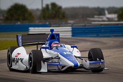Команды IndyCar готовятся к тестам новых аэрообвесов