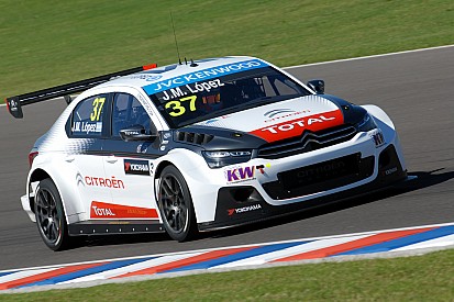 Lopez takes WTCC season opener in Citroen 1-2-3