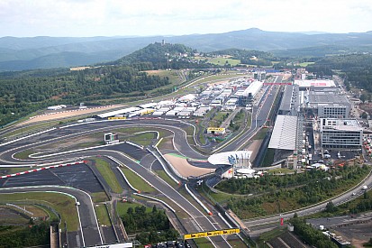 Nurburgring 'not willing to pay fee' - Ecclestone