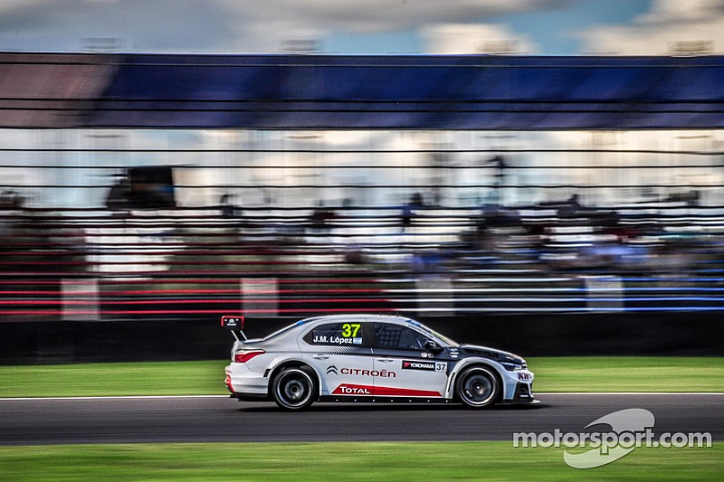 Хосе-Мария Лопес начал новый сезон WTCC, учинив соперникам разгром в квалификации