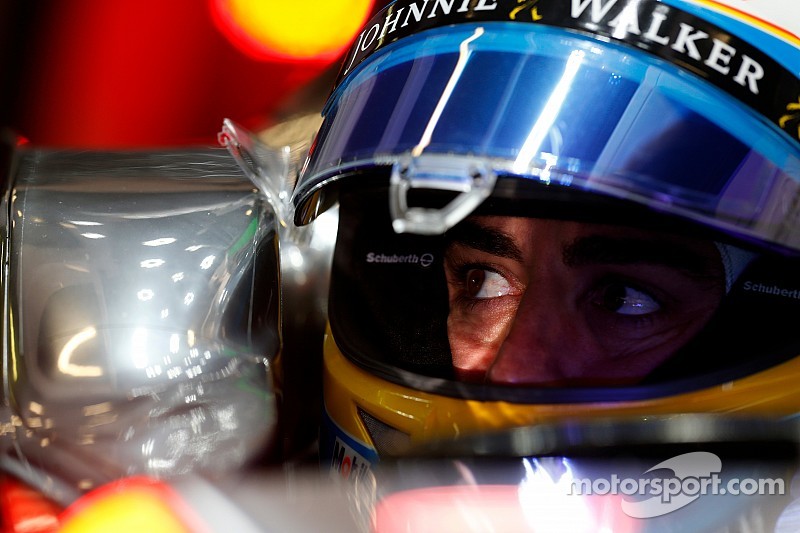 "Muy extraño" eso dijo Briatore sobre el choque de Alonso