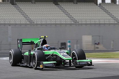 Stanaway ends Abu Dhabi test on top