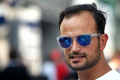 Ex-F1 racer Liuzzi replaces Cerruti at Trulli