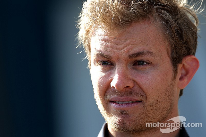 Habrá de nuevo una gran batalla contra Hamilton: Rosberg