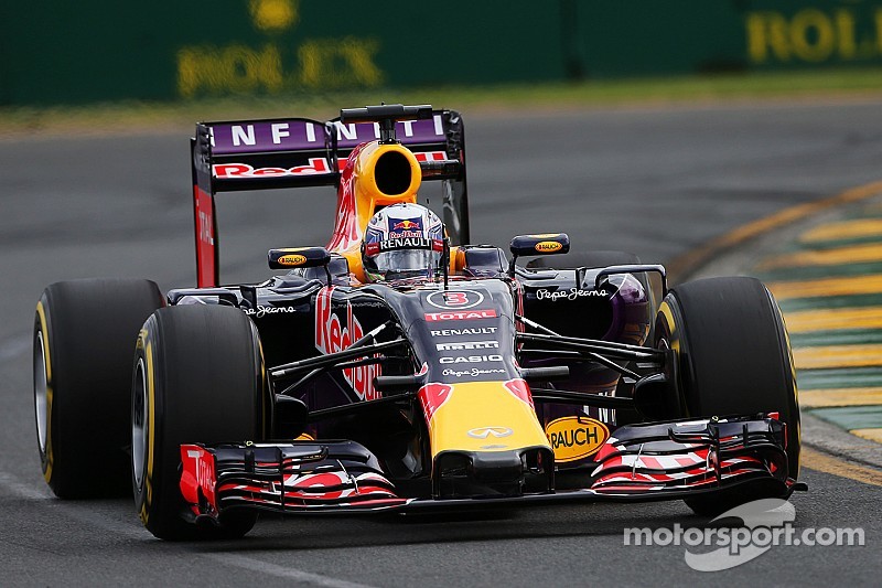 Red Bull's Ricciardo through to Q3 and qualify 7th at Albert Park