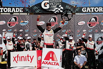 Joey Logano dominates in the desert