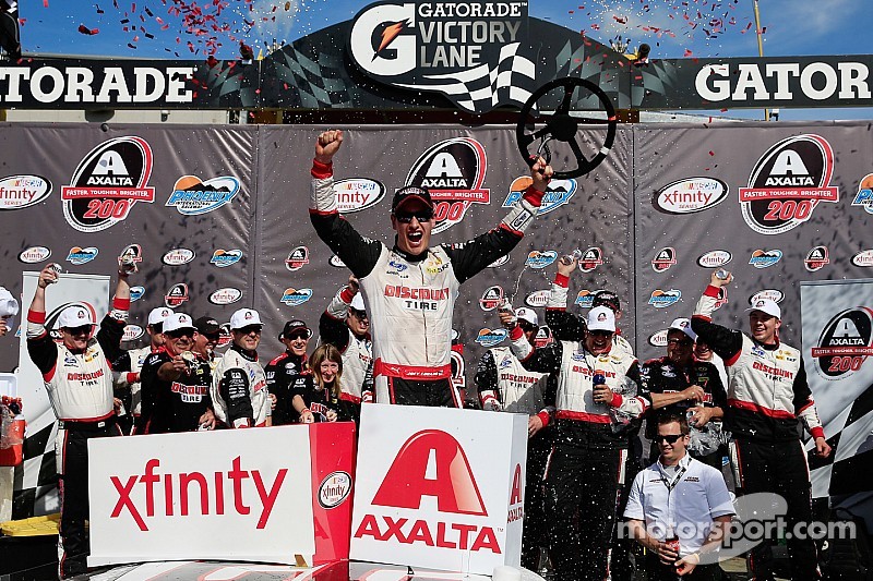 Race winner Joey Logano, Team Penske Ford celebrates