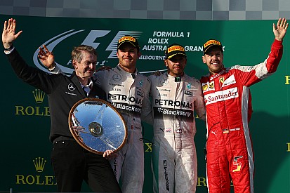 Hamilton estuvo al nivel de un campeón del mundo: Rosberg