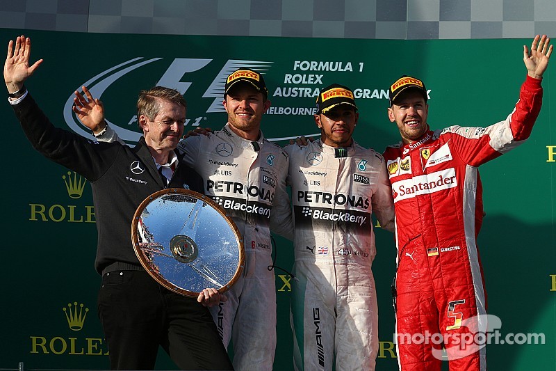 Hamilton estuvo al nivel de un campeón del mundo: Rosberg