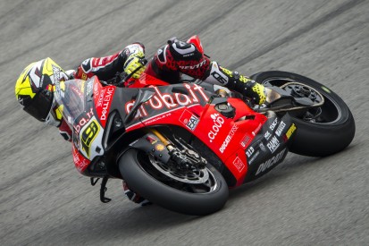 Marco Melandri: "Bautista ist der gleiche Fahrer, der im Vorjahr sehr oft stürzte"