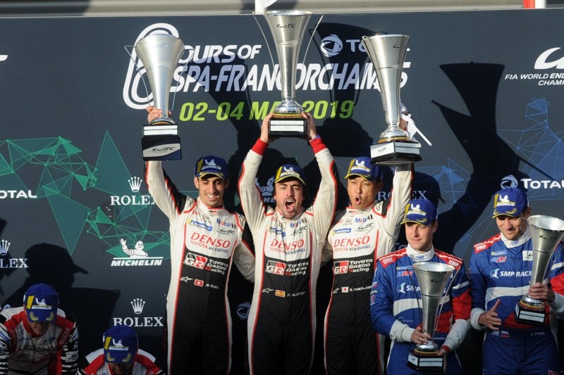 Fernando Alonso und Teamkollegen stehen kurz vor WEC-Titel