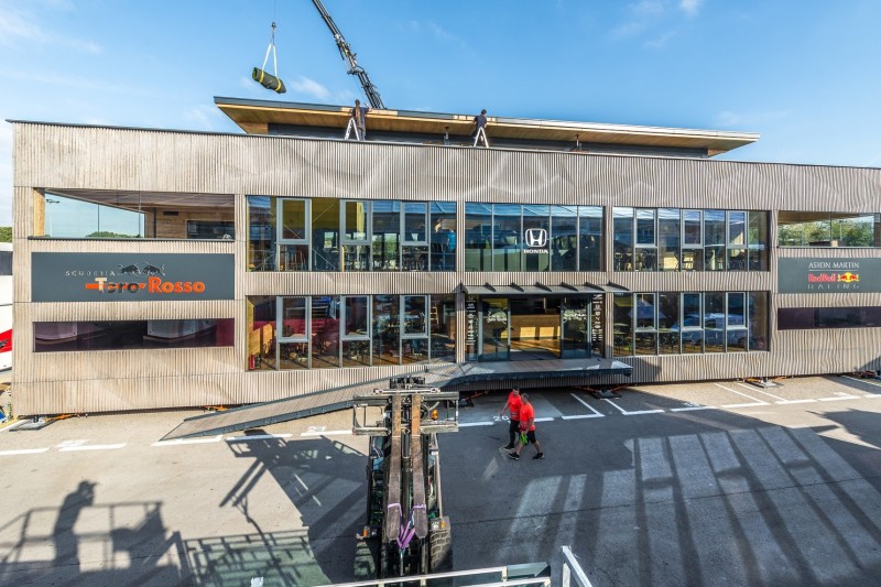 Neue Energy-Station: Red Bull und Toro Rosso bekommen ein "Holzhaus"