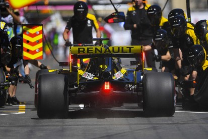 Renault reagiert auf schwachen Saisonstart mit Umstrukturierungen