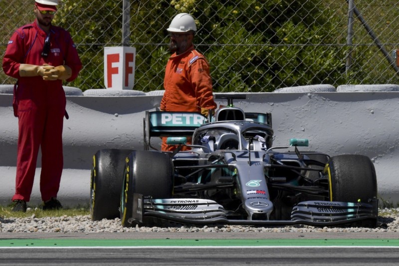 Formel-1-Test Barcelona: Mercedes erst im Kiesbett, dann mit Bestzeit