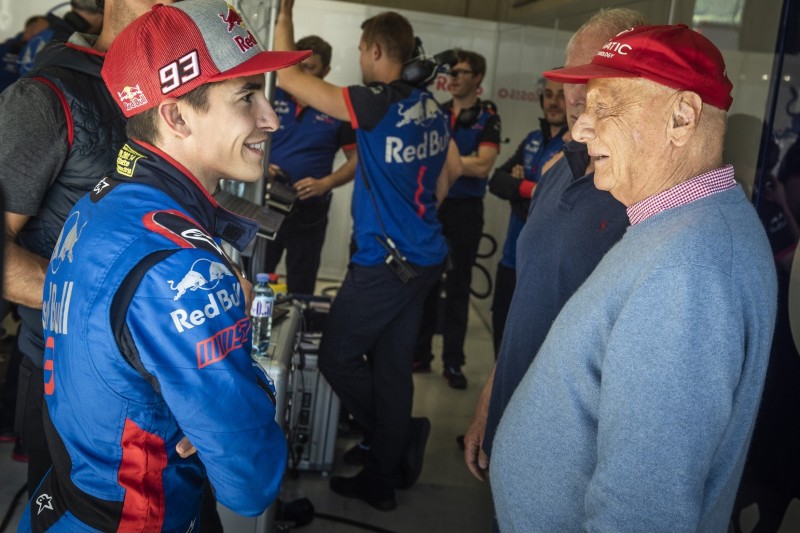 Auch die MotoGP erweist Niki Lauda die Ehre: "Einen Freund verloren"