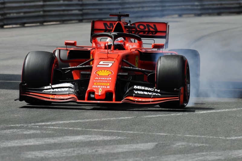 Vettel nimmt Ferrari in Schutz: "Finde nicht fair, das Team zu kritisieren"