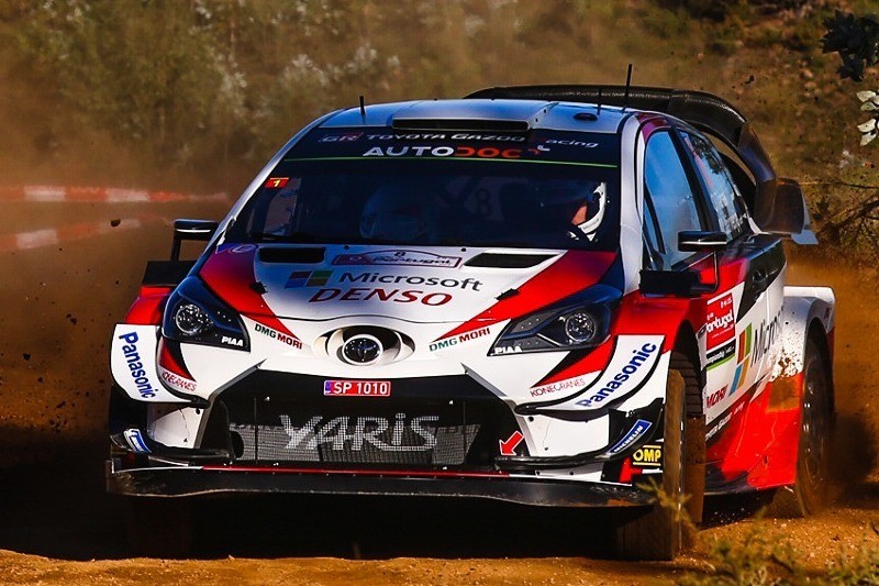 Rallye Portugal: Toyota-Dreifachführung am Freitag