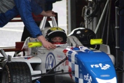 Calado heads Snetterton F3 test