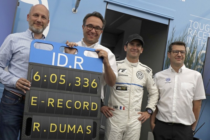 Romain Dumas: Trotz Marathon-Programm zum Nordschleifen-Rekord