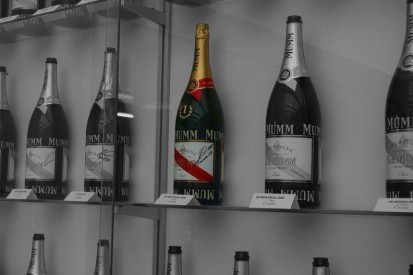 Alfa Romeo lüftet Geheimnis um Kubicas ungeöffnete Champagner-Flasche