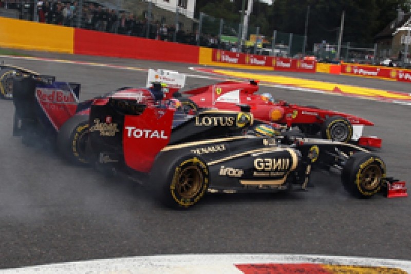 Jaime Alguersuari blames Bruno Senna for first corner Belgian GP incident